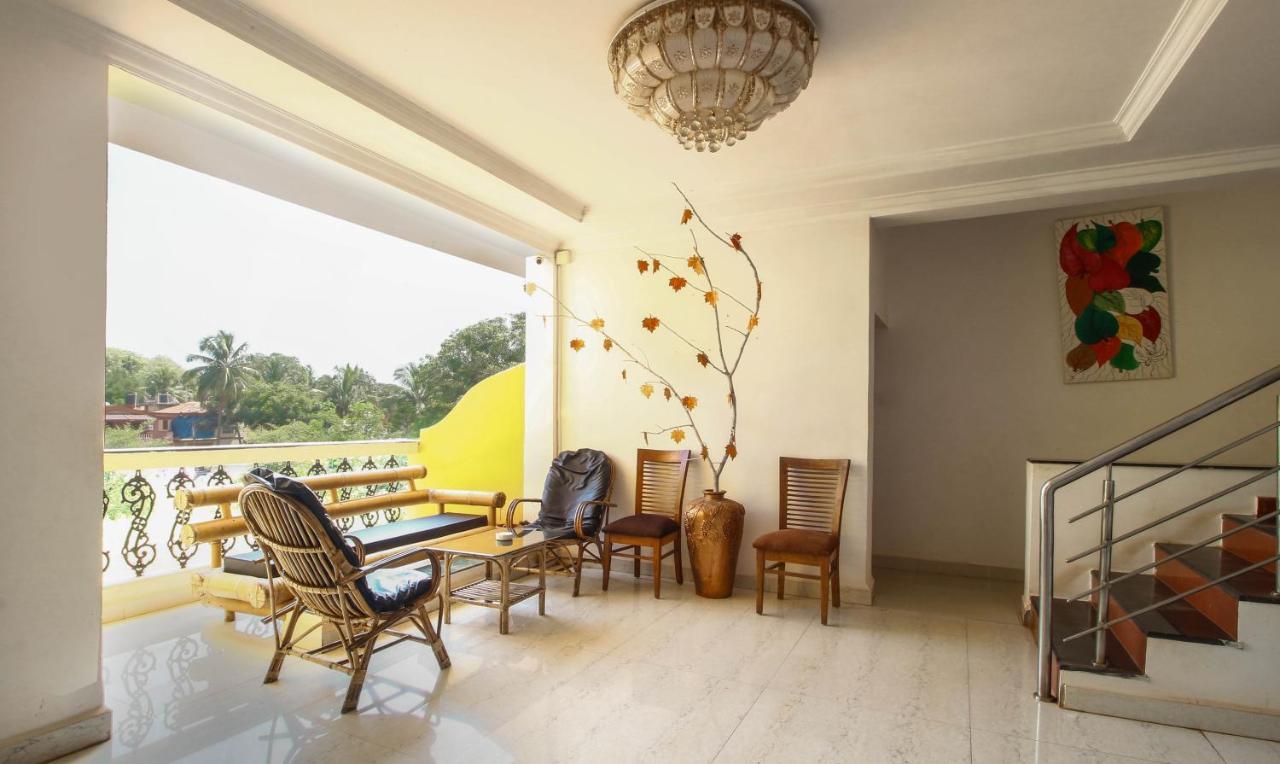 Treebo Trend Skylight Royal Stay Candolim Esterno foto