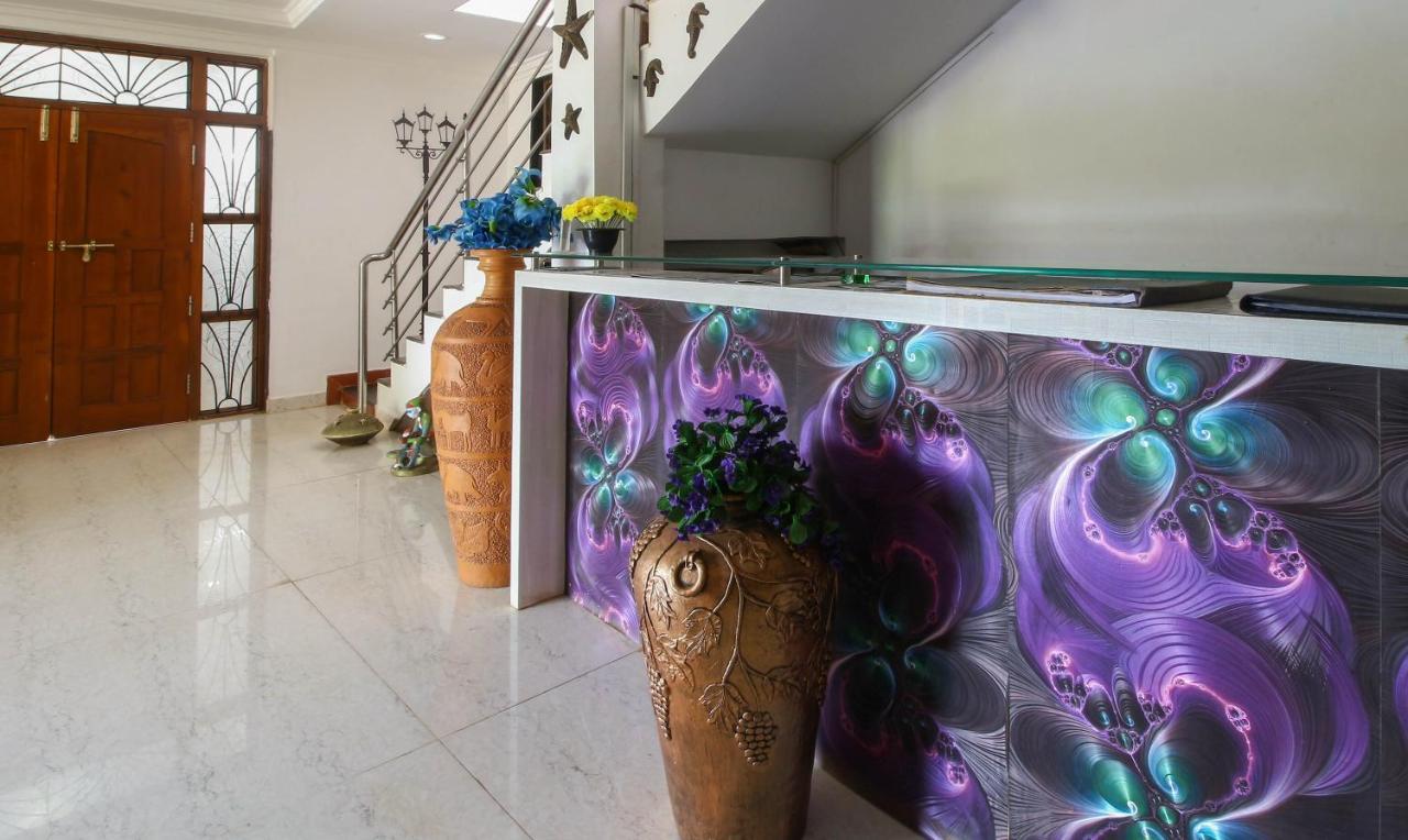 Treebo Trend Skylight Royal Stay Candolim Esterno foto